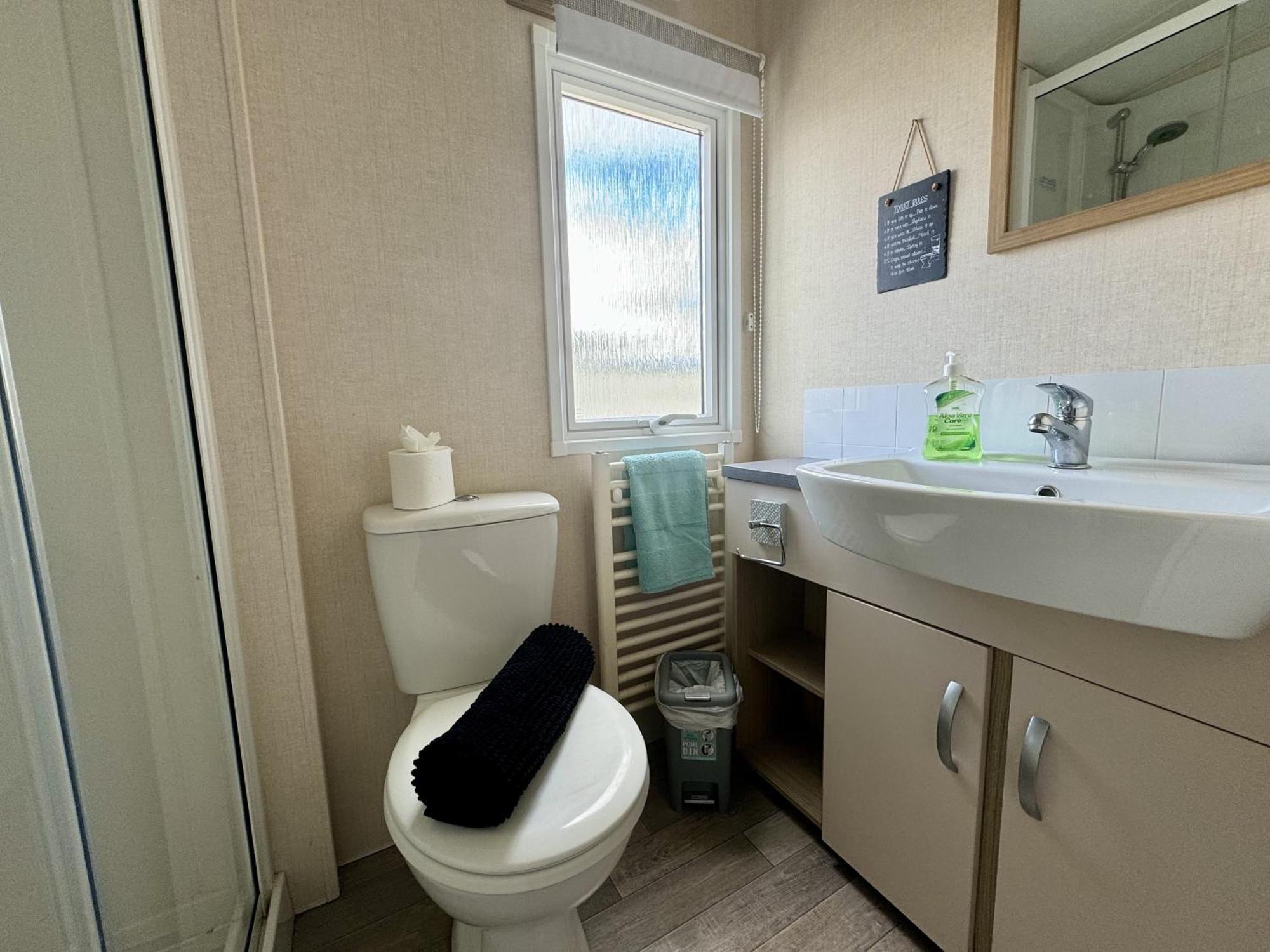 New Sea View Platinum Caravan With Huge Decking นิวคาสเซิล อะพอน ไทน์ ภายนอก รูปภาพ
